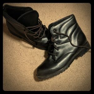 Siberian husky winter boots